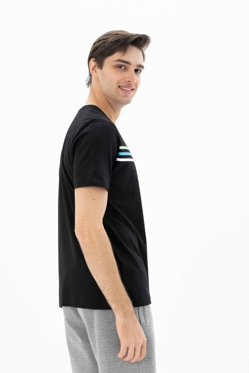 T-Shirt Round Neck With Chest Print